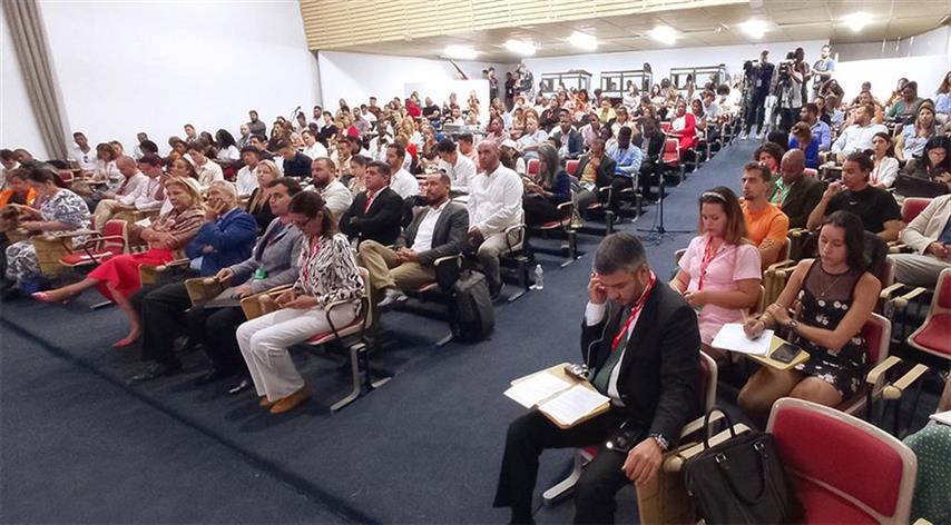 La Habana acoge el primer Foro Internacional de Jóvenes Empresarios