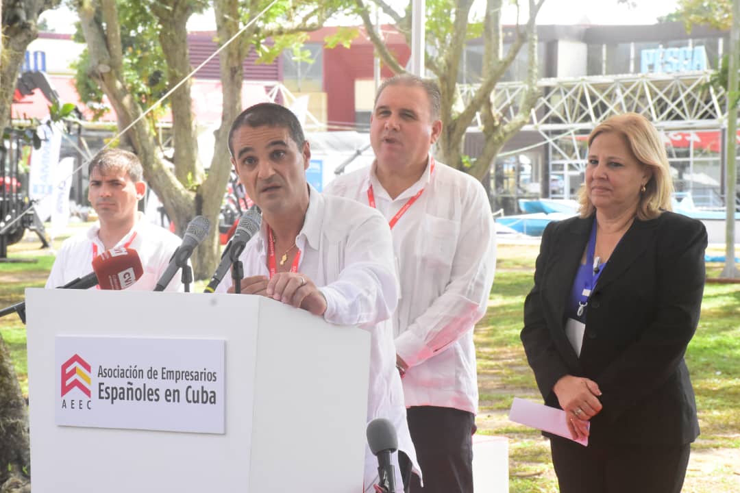 Ángel Martín Peccis