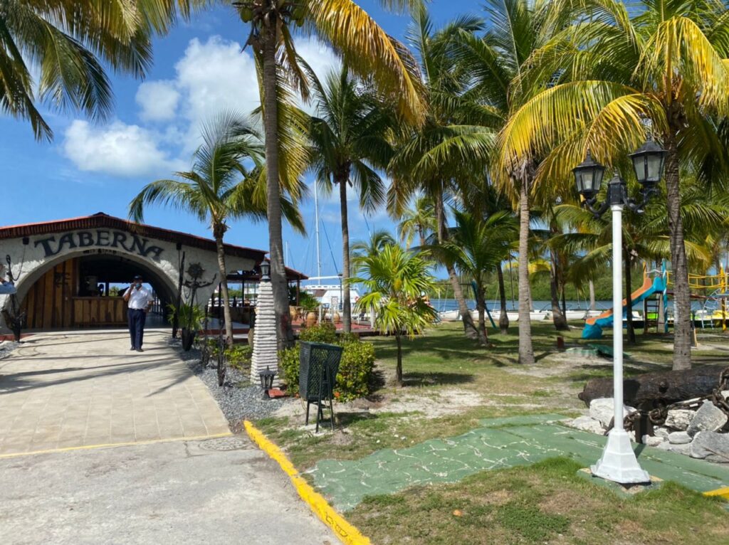 Primer Ministro constata avances de programa turístico en Isla de la Juventud
