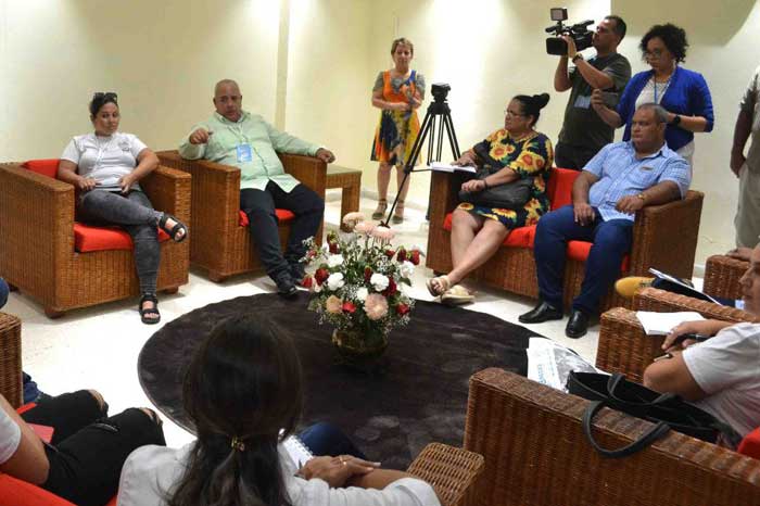 Cuba y Trinidad y Tobago estrechan relaciones en Exposur