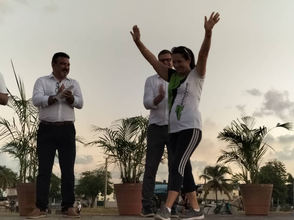 Marisol Maldonado, paracaidista premiada categoría femenina