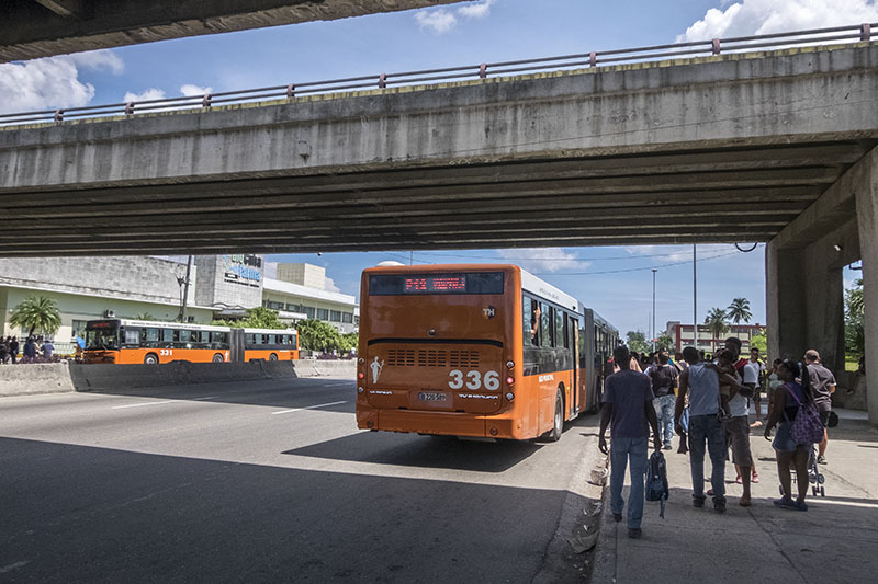 Intercepción de 100 y Boyeros