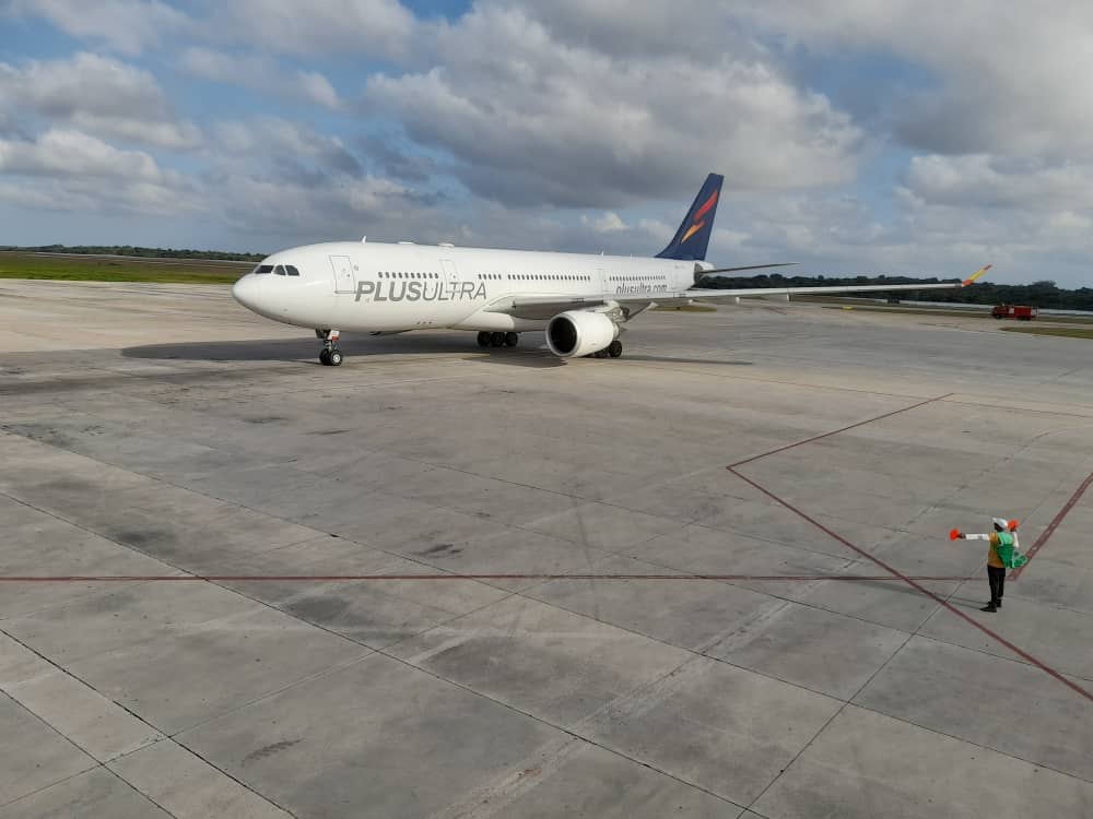 Llega a Varadero el primer vuelo de Plus Ultra desde Polonia