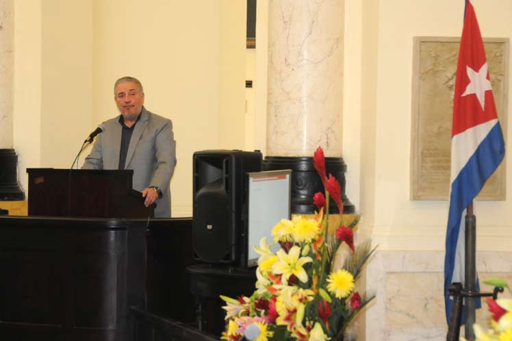 Cuba y Francia impulsan cooperación en sector científico