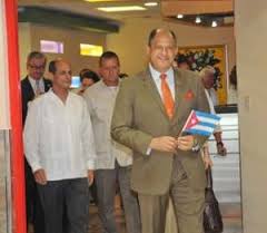 Presidente de Costa Rica por aumentar comercio con Cuba