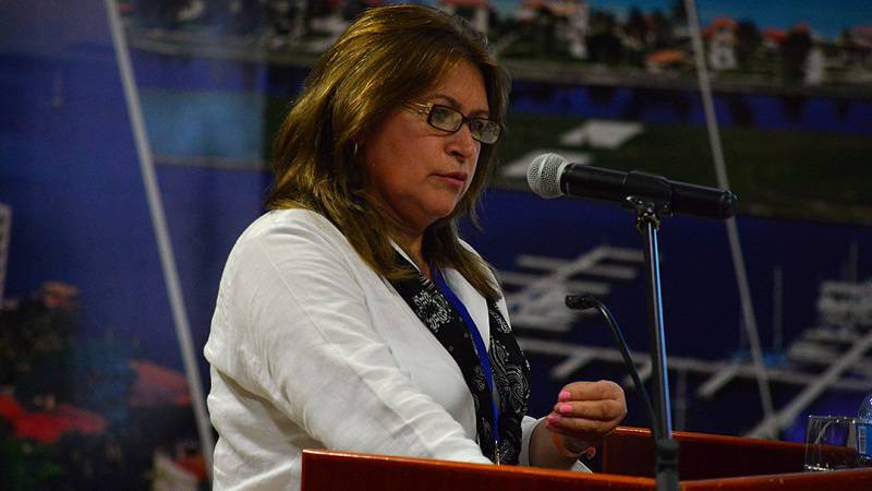 Iliana Reyes Álvarez, Jefa del Departamento de Ventas de la Comercializadora de Servicios Médicos Cubanos, S.A. Servicios Médicos Cubanos expone sus novedades en FITCUBA 2017