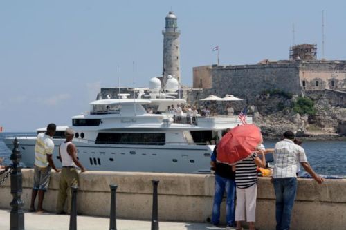Yates estadounidenses visitan La Habana