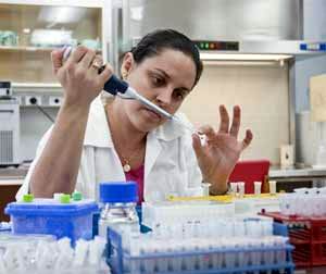 Científicos cubanos desarrollan fármaco para reducir la talla del infarto