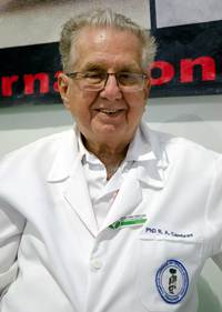 Entrevista al Dr. Rodrigo Álvarez Cambras: Novedades en la “arquitectura” ortopédica cubana