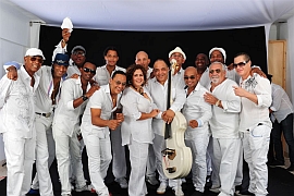 Los Van Van en Perú y Canadá